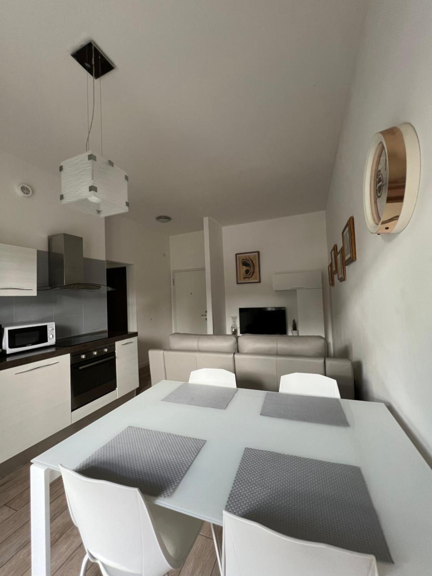 Appartamento Noi Due Riva del Garda Exteriör bild
