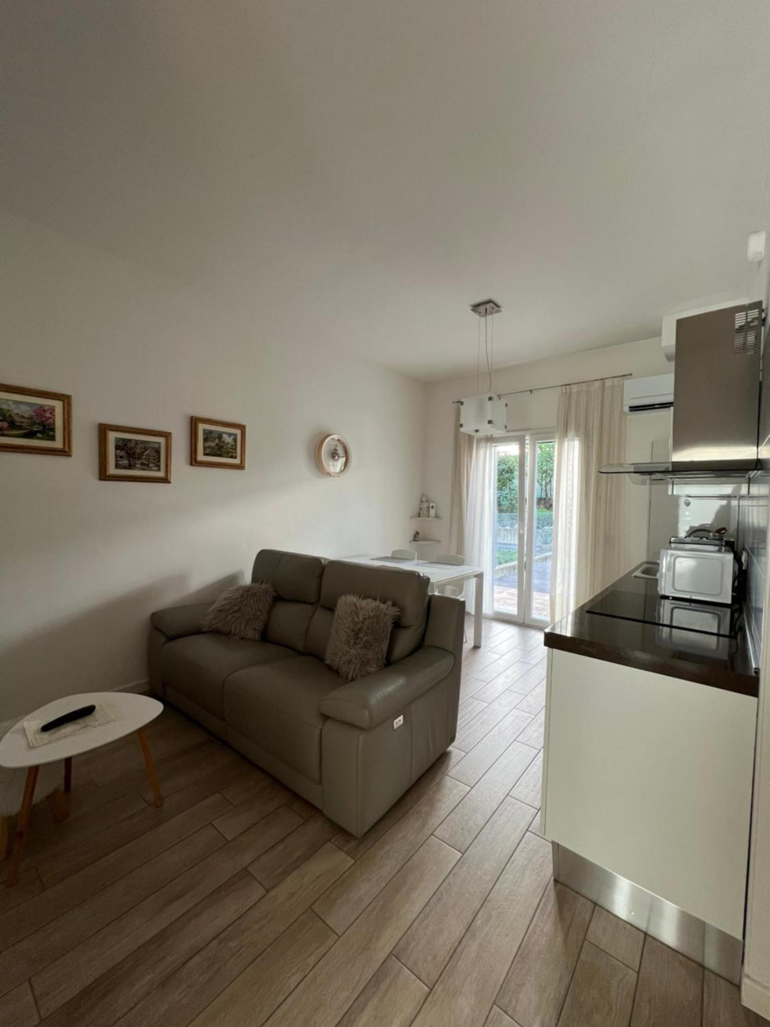 Appartamento Noi Due Riva del Garda Exteriör bild